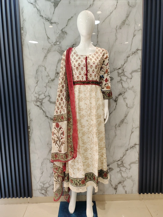 Gown with dupatta  uploaded by business on 6/11/2023