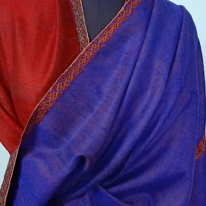 Pashmina shawls uploaded by LUXURY EMPORIA WEAVES & FASHIONS on 6/11/2023