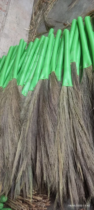 Product uploaded by SS BROOMS COMPANY on 6/11/2023
