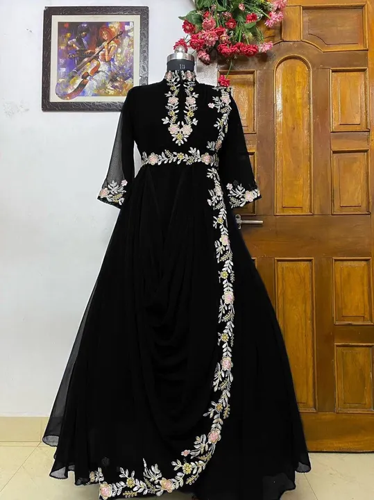 LC 951

♥️ PRESENTING NEW DESIGNER  EMBROIDERED ANARKALI GOWN ♥️

♥️ GOOD QUALITY EMBROIDERED GEORGE uploaded by Fashion Textile  on 6/11/2023