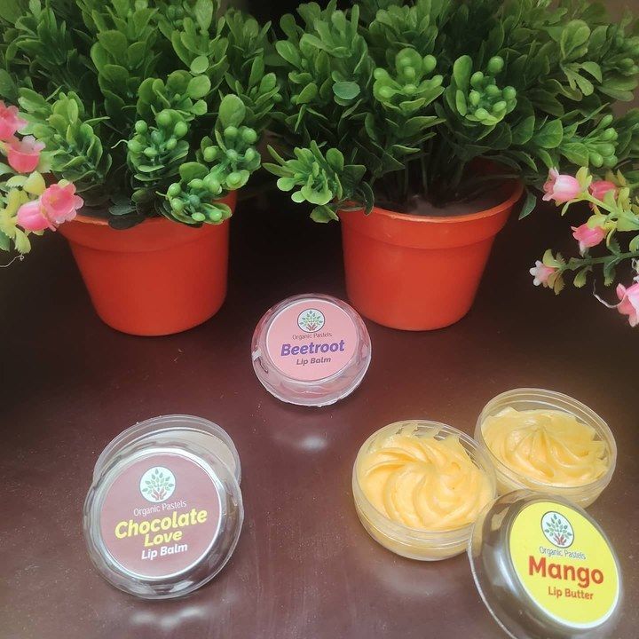 Lip scrub uploaded by business on 3/13/2021