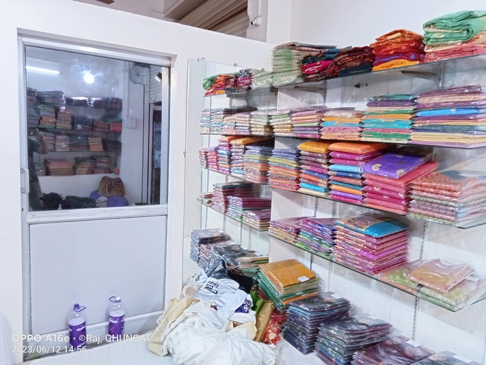 Shop Store Images of Ghunghat silk