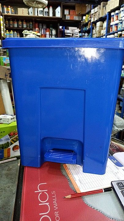 15 ltr square paddle bin uploaded by Nikhil polyplex private limited on 7/14/2020