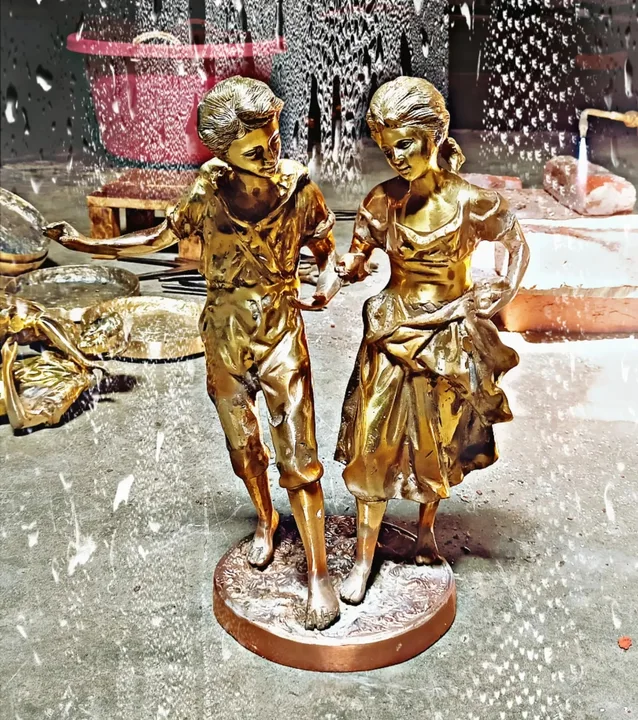 Brass love statue  uploaded by J.P. Art industries on 6/12/2023
