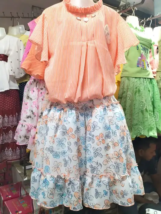 Top skirt  uploaded by AR KOLKATA on 6/13/2023