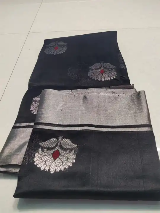 Chanderi handloom saree pure silk organza with blause pc  uploaded by Shifan handloom Chanderi wala on 6/13/2023