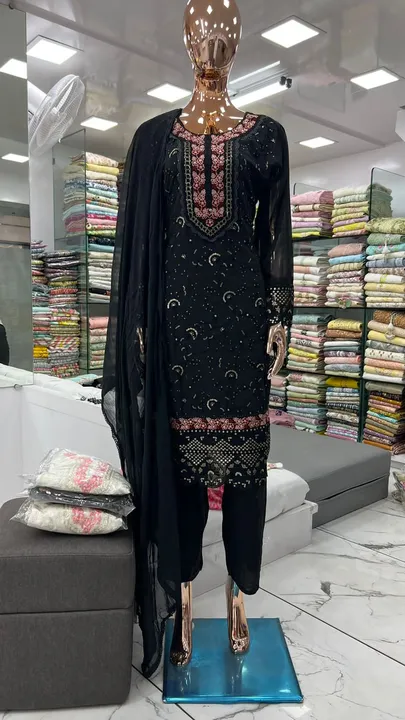 Pakistani Suit  uploaded by MAAJISA FASHION on 6/13/2023