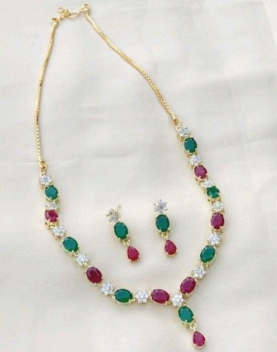 Product image of Fancy Jewellery set, price: Rs. 440, ID: fancy-jewellery-set-b3fc7534