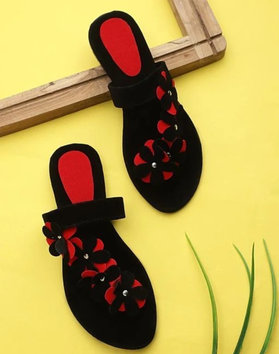 Ladies flat chappals  uploaded by DMK Ventures on 6/14/2023