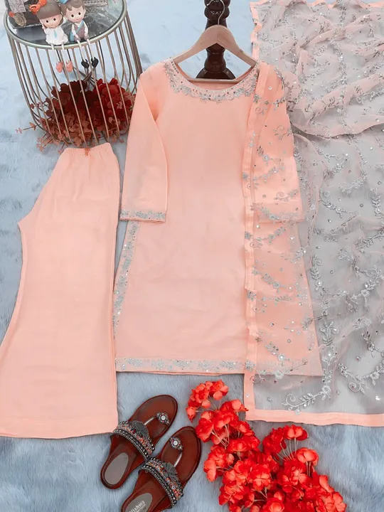 3 piece set uploaded by Taha fashion online store on 6/14/2023