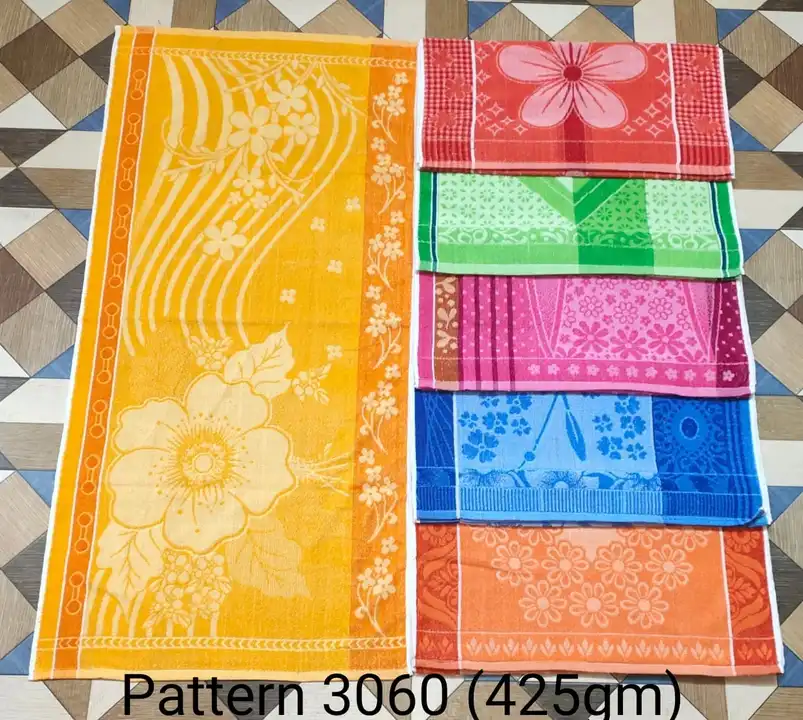 300gram cotton Towel  uploaded by Laxmi Gold Industries on 5/29/2024