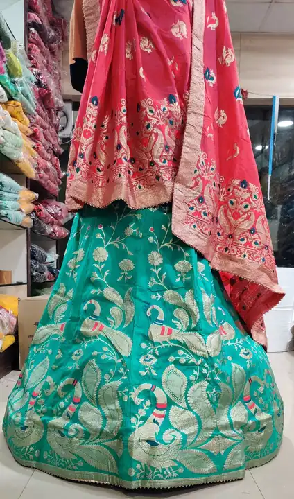 *Beautiful Lahenga*

*Pure  Banarasi Dolo silk langha & jari wark   & Jaipuri dai    dupatta pur Dol uploaded by Gotapatti manufacturer on 6/15/2023