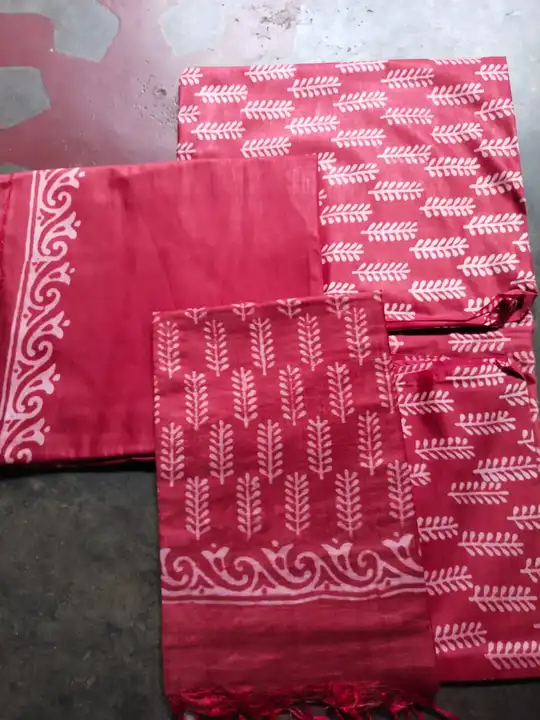 Product uploaded by Hendloom silk saree and sut on 5/2/2024