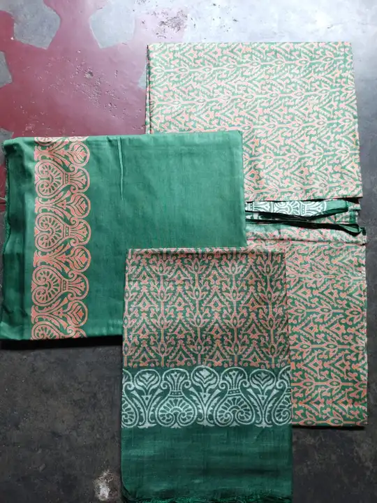 Product uploaded by Hendloom silk saree and sut on 6/16/2023