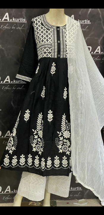 Fabric;reyon
With Lucknavi machine embroidery
Big flair 
Length:48”
Size:36,38,40,42,44,46,48,50


 uploaded by Wedding collection on 6/16/2023