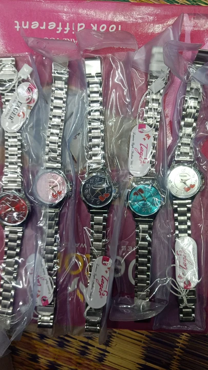 Ladies steel chain watch uploaded by business on 6/16/2023