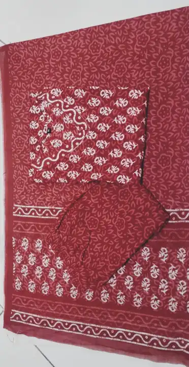 New Tranding Cotton Suit Set in  Printed Kurti Pant with Dupatta 

Kurti Fabric:- Cotton 
Dupatta:-  uploaded by Saiba hand block on 6/16/2023