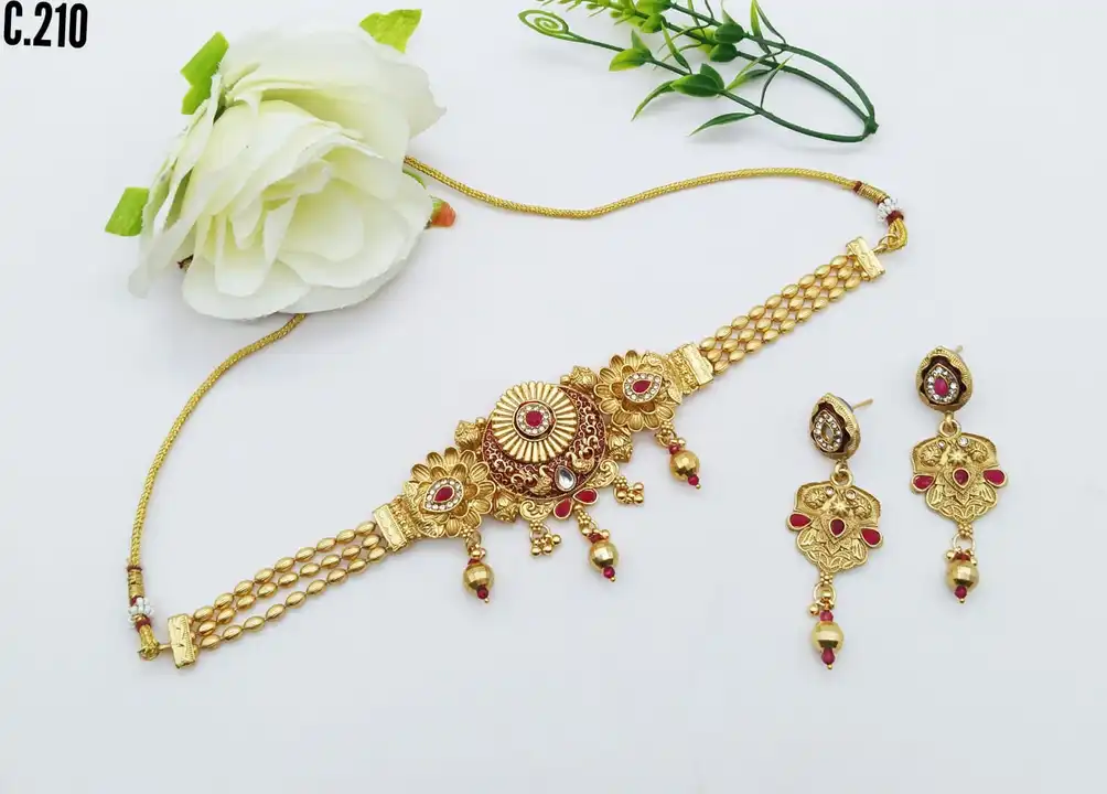 Sispatti  uploaded by Radhe Krishna fashion jewelry on 6/17/2023