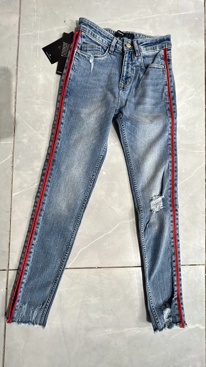 Women’s jeans  uploaded by Samast on 6/17/2023