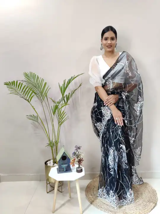Trending net sequence work with thread work party wear saree uploaded by Teeya Creation on 6/17/2023