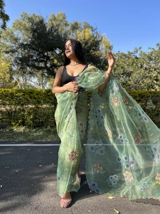 Cut worked green pure organza saree with floral print  uploaded by Organza mall on 6/17/2023