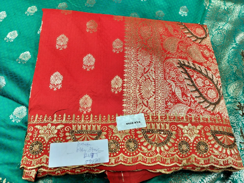 Silk with jurkon uploaded by Aggarwal saree centre on 6/17/2023