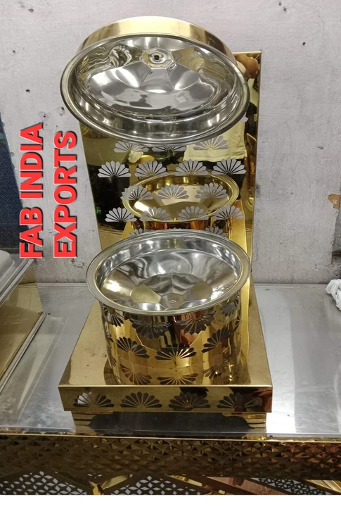 Post image CHAFFING DISH IN GOLD PVD AVAILABLE  40 PCS IN 8000ML CAPACITY GURANTTED PVD FINISH 
FACTORY PRICES 4200.00 EACH