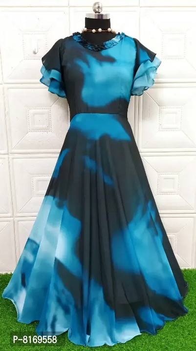 Womens Georgette Digital Print Readymade Gown

Size: 
M
L

 Color:  Blue

 Fabric:  Georgette

 Type uploaded by Ikra fasion point on 6/18/2023