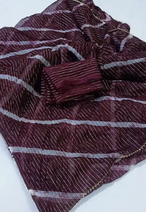 Fabric oranza saree uploaded by Deepika Designer Saree on 6/19/2023