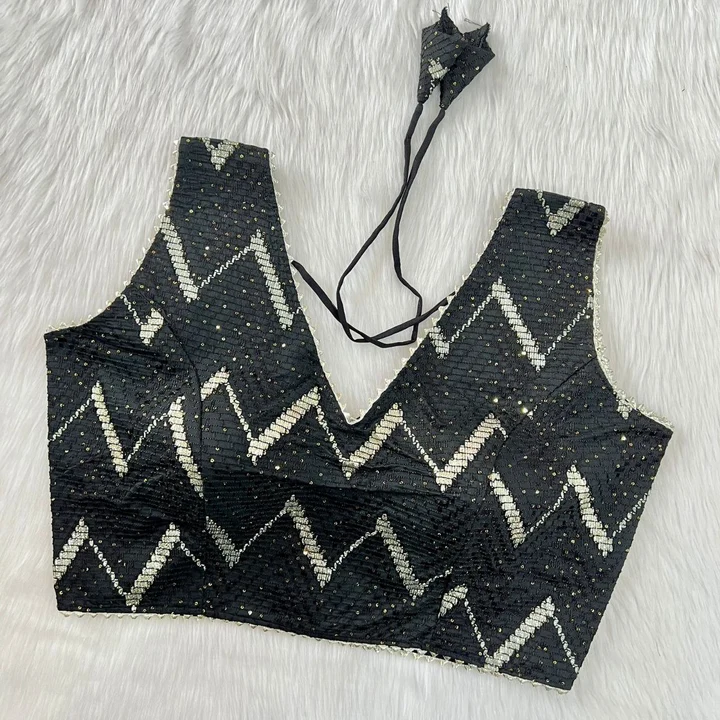 ❤Beautiful Zigzag Crochet Fency Blouse❤ uploaded by Blousewala on 6/19/2023