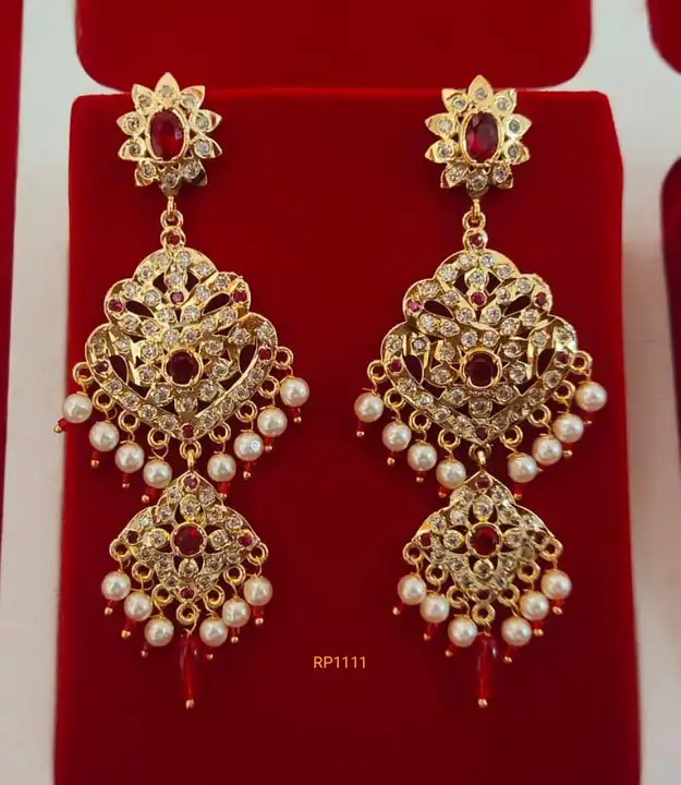 Post image The Earing Set Best Quality And Best Gold Finshing . Earings Use For Party Wear And Daily Wear Use . This Earring Set Is Crafted In Gold Plated Finish With Stunning Antique Finish. Secured With A Post And Back.