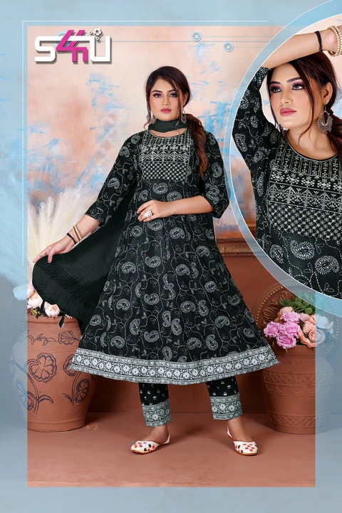 Product uploaded by Clothing LOT Ahmedabad  on 6/19/2023