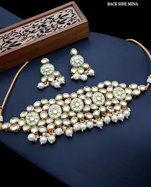 Kundan chokar set with earrings  uploaded by business on 7/15/2020