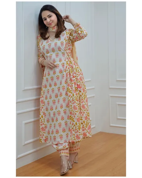 Cotton kurti with pent and dupatta  uploaded by PANIHARI COLLECTION CENTRE on 6/20/2023
