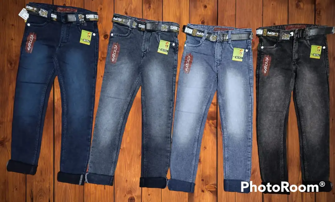 Size : 32*40 knitted jeans uploaded by Nayara on 6/20/2023