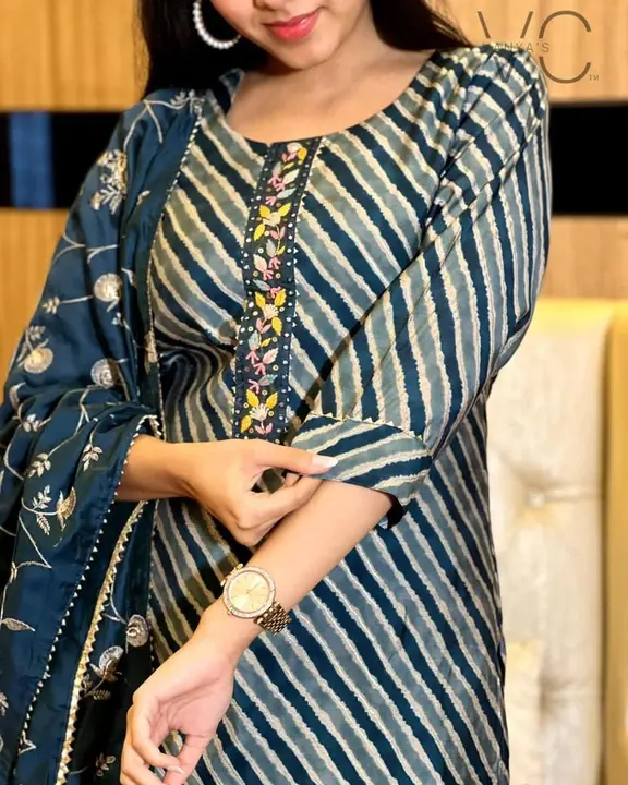 Kurti  uploaded by PANIHARI COLLECTION CENTRE on 6/20/2023