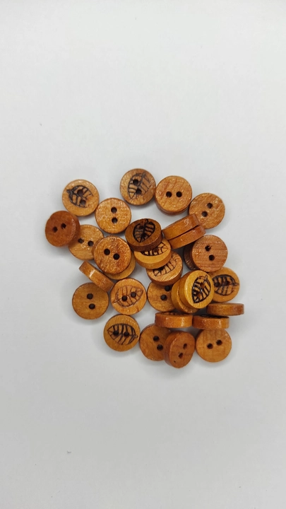 Wooden buttons size 18L 11.5 mm uploaded by Ekta enterprise on 6/21/2023