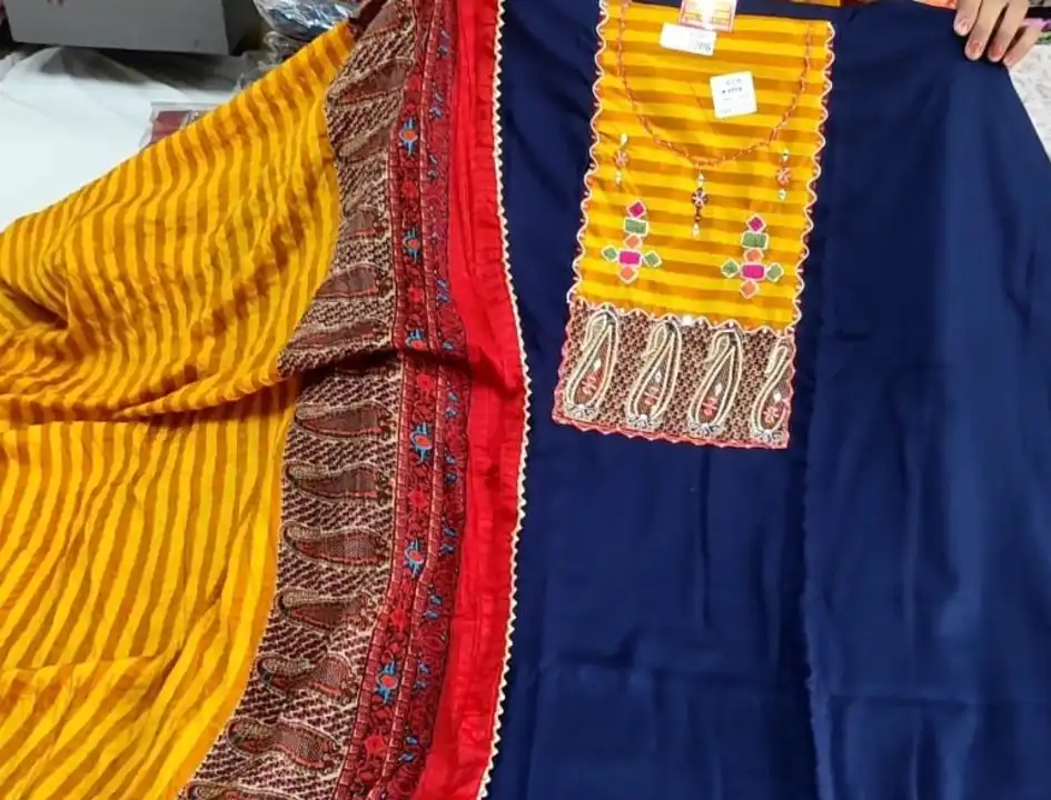 #प्योर कॉटन के #सूटों का कलेक्शन #रिजनेबल रेट में #गर्मी का तोहफा  # mix design #अलग -अलग फैब्रिक🔥 uploaded by Deep boutique collection gohana on 6/21/2023