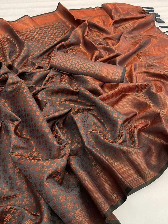 BANARASI TWO TONE PURE SILK ZARI WOOVEN SAREE WITH JALAR uploaded by Celeb Styles on 6/21/2023