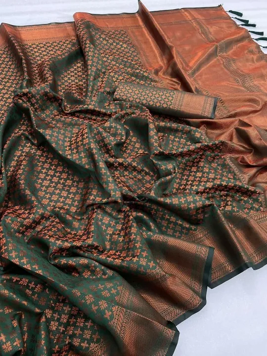 BANARASI TWO TONE PURE SILK ZARI WOOVEN SAREE WITH JALAR uploaded by Celeb Styles on 6/21/2023