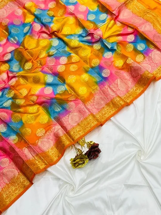 *Banarasi Plain Silk Suit*🌺🌺🌺

*Top nd Bottom Semi silk plain 5 mtr*

*Dupatta Silk with multi co uploaded by Aanvi fab on 6/21/2023