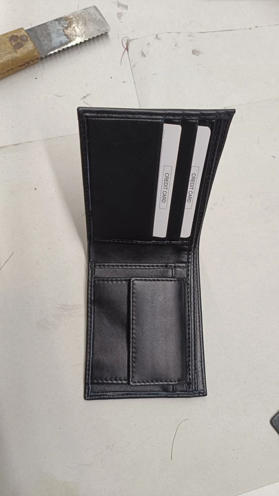 Geniune leather mens wallet uploaded by Vmc leather on 6/21/2023
