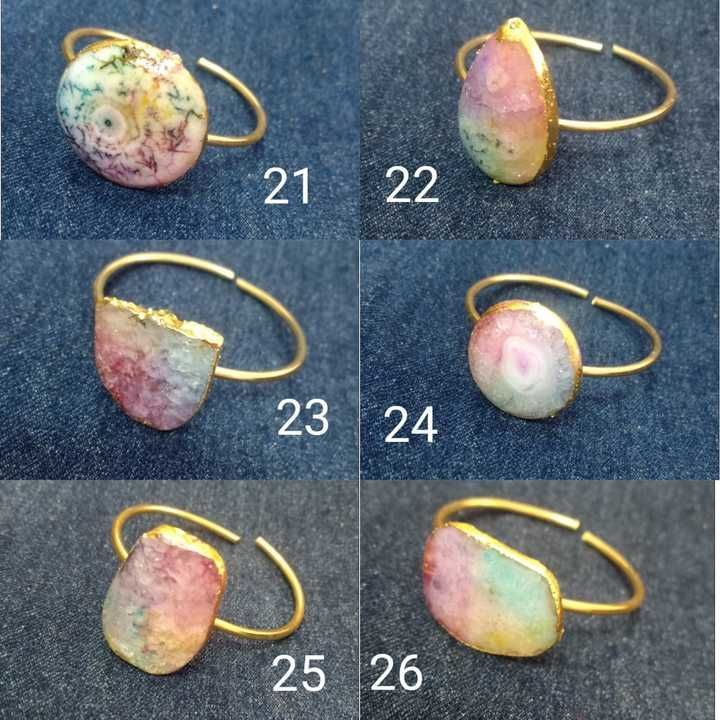 Adjustable stone bracelets uploaded by Moira_thejewelsglam  on 3/14/2021
