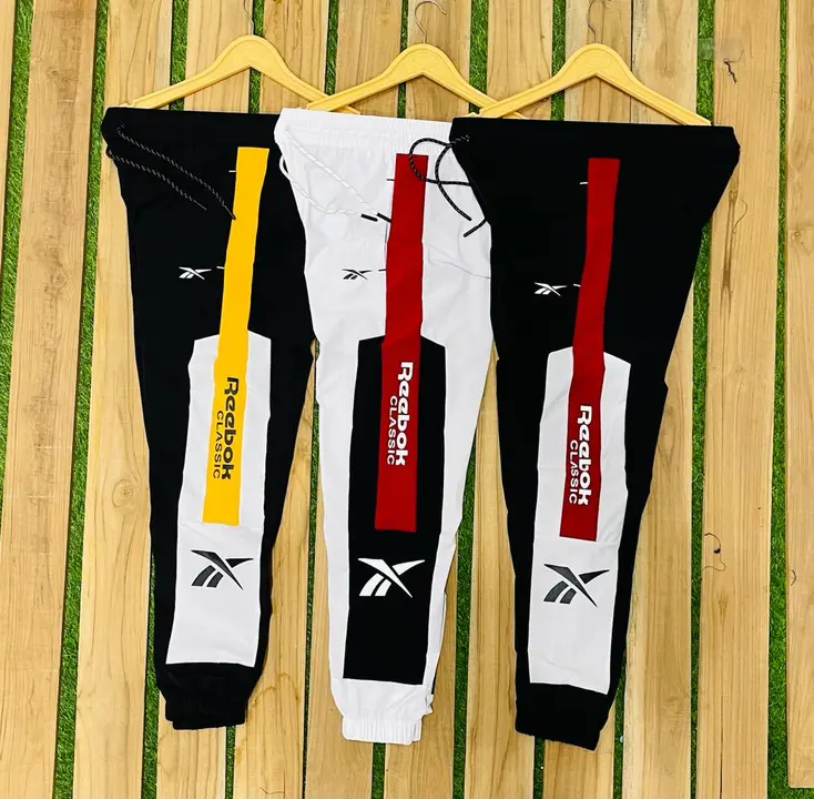 Trackpant Reebok  uploaded by Sports manufacturing  on 6/23/2023