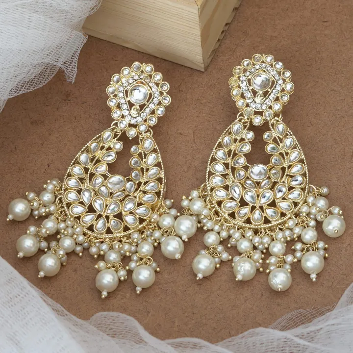 Kundan earrings  uploaded by Sb designs on 6/23/2023