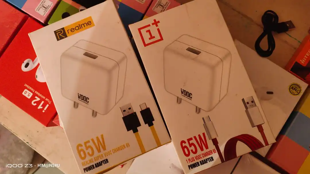 One plus charger  uploaded by Bugut INDIA on 6/23/2023