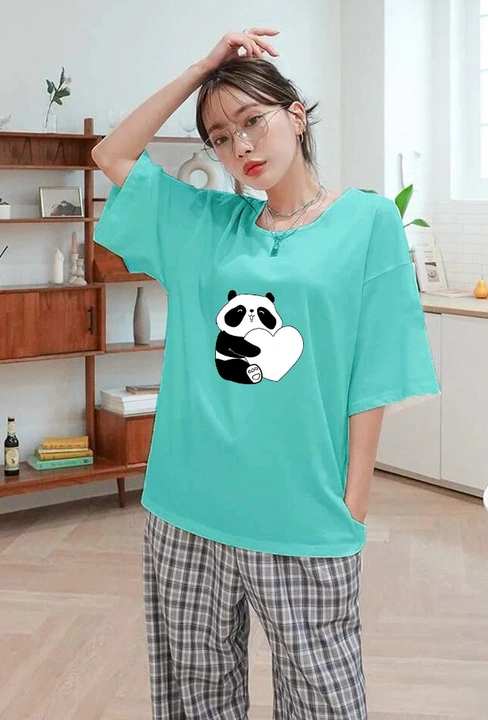 Drip shoulders tshirt for women  uploaded by Parthsarthi trading on 6/23/2023