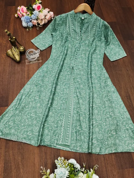 Beautiful Kurti with full Inner 🛍️ uploaded by Rang Bhoomi on 6/22/2023