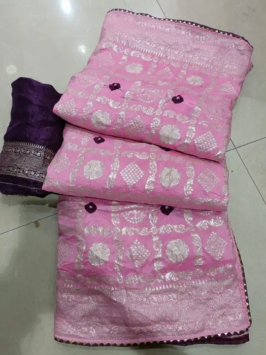 🔱🔱🔱🔱🔱🔱🔱
👉Saree Pure Rasiyan Silk
👉All Over Fancy Hand Tye Bhandej
👉 Contrast Zari Border B uploaded by Gota Patti manufacturing on 6/23/2023