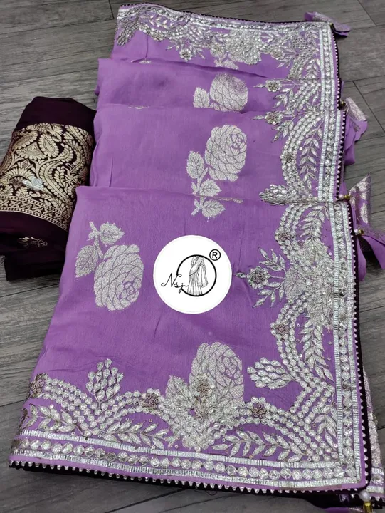 Presents  gotapatti Saree*

New Launching for beauty

beautiful colour combination saree for all lad uploaded by Gota Patti manufacturing on 6/23/2023